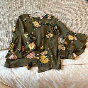 Lauren Conrad Blouse. Floral pattern with frilly sleeves!